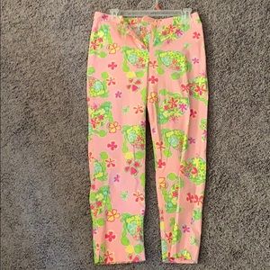 Lilly Pulitzer size 4 capris 😻🥰